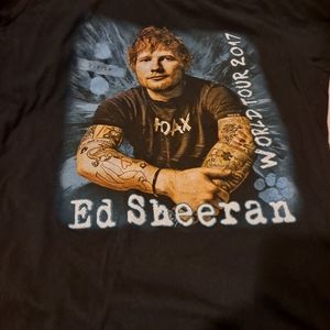 ED SHEERAN 2017 WORLD TOUR TEE. SIZE Large